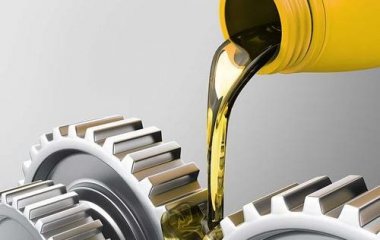 <STRONG>HAI LOẠI CHẤT BÔI TRƠN PHỔ BIẾN TRONG ĐỘNG CƠ<STRONG>